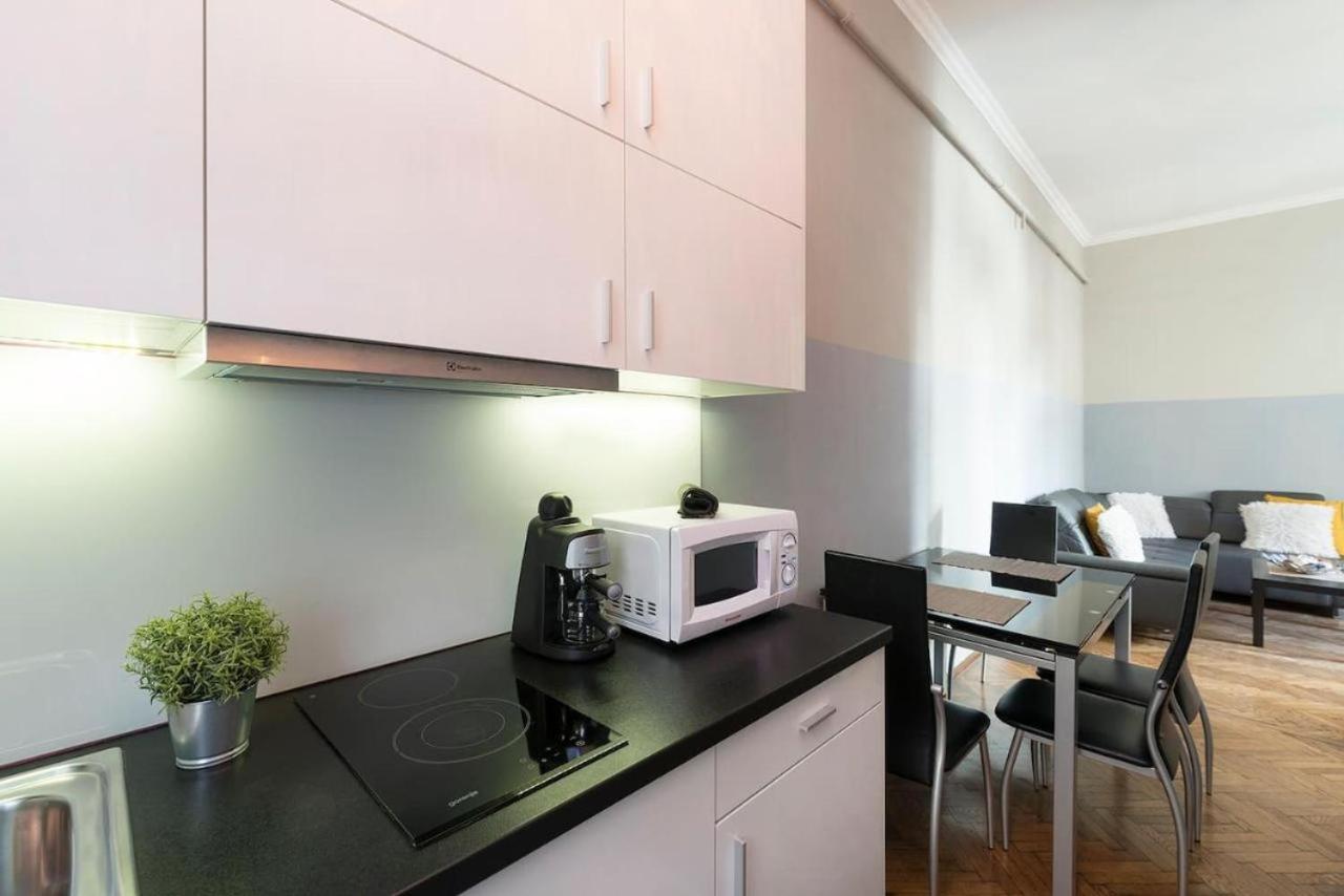 Vaci Street Apartments Budapeste Exterior foto
